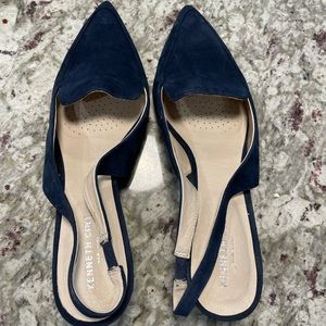 Kenneth Cole Suede Kitten Heels